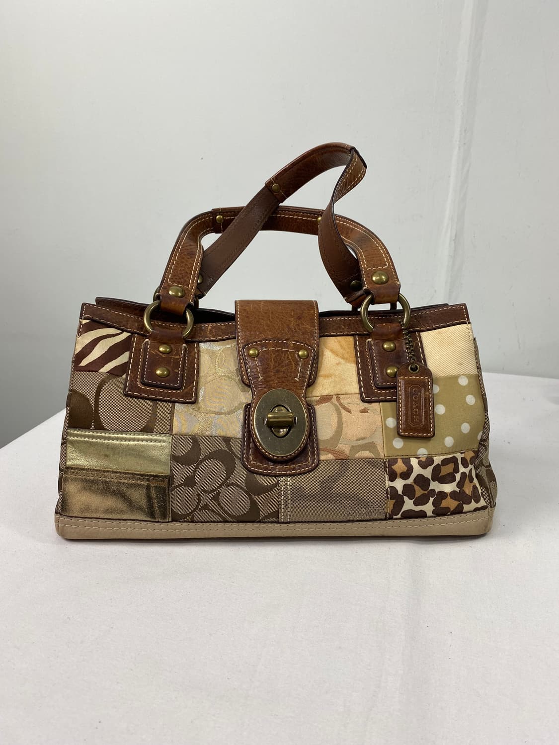 90s coach 코치 패치워크 시그니처 호피 도트 캔버스 레더 토트백  상품이미지1