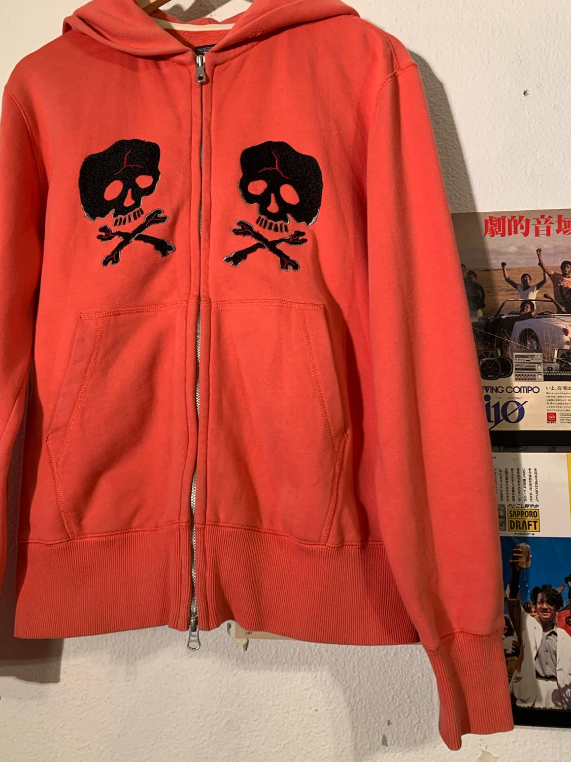 토요엔터프라이즈 체인스티치 수베니어 스컬 오렌지 후드 집업 상품이미지2