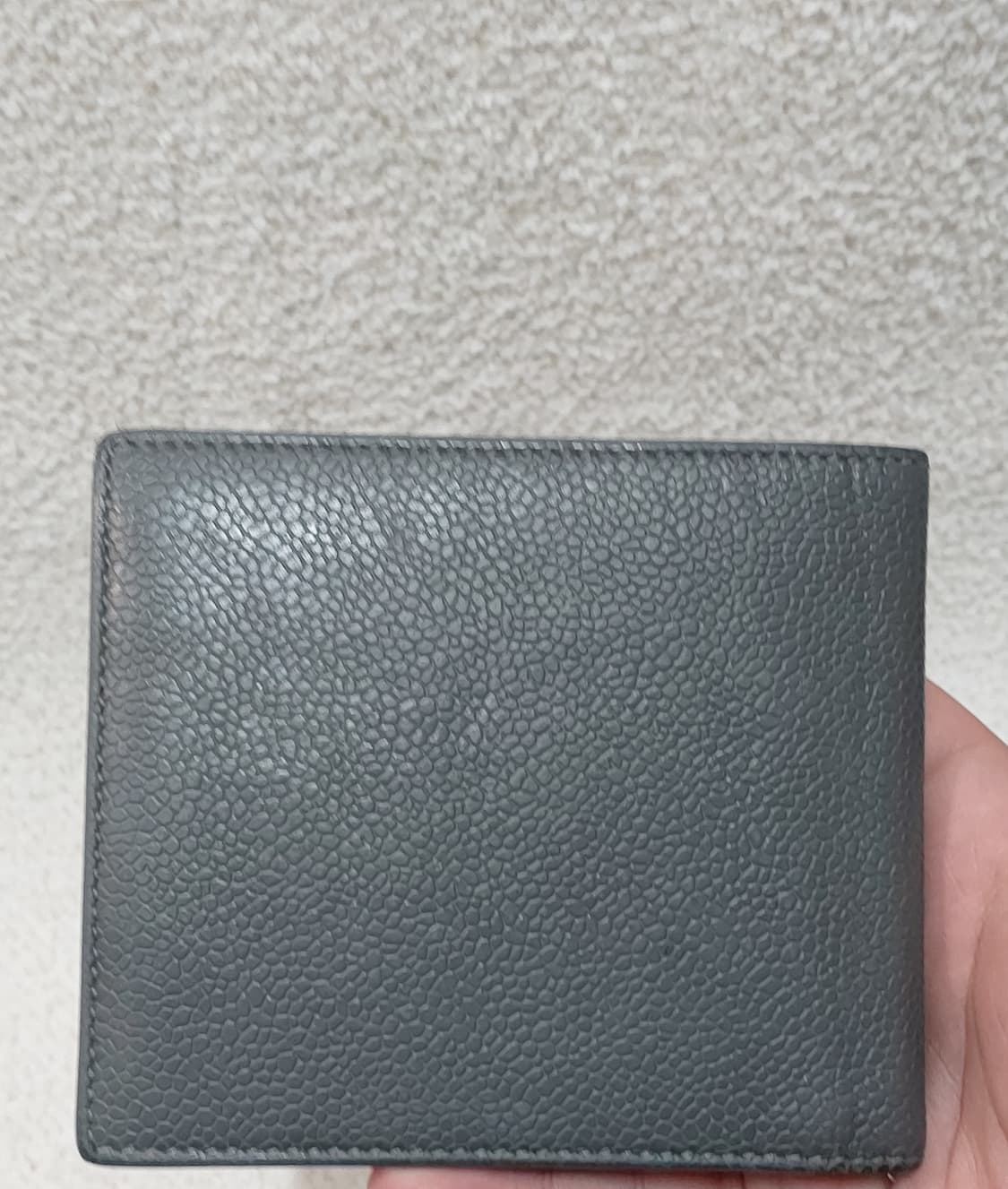 톰브라운 삼선 그레이 반지갑 상품이미지2