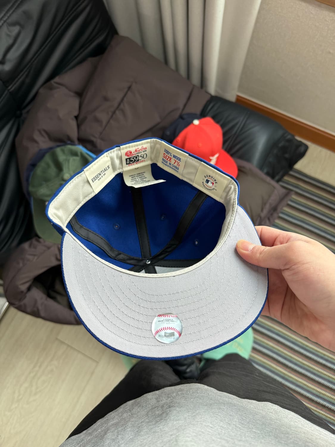 뉴에라 피어오브갓 에센셜 캡 상품이미지2