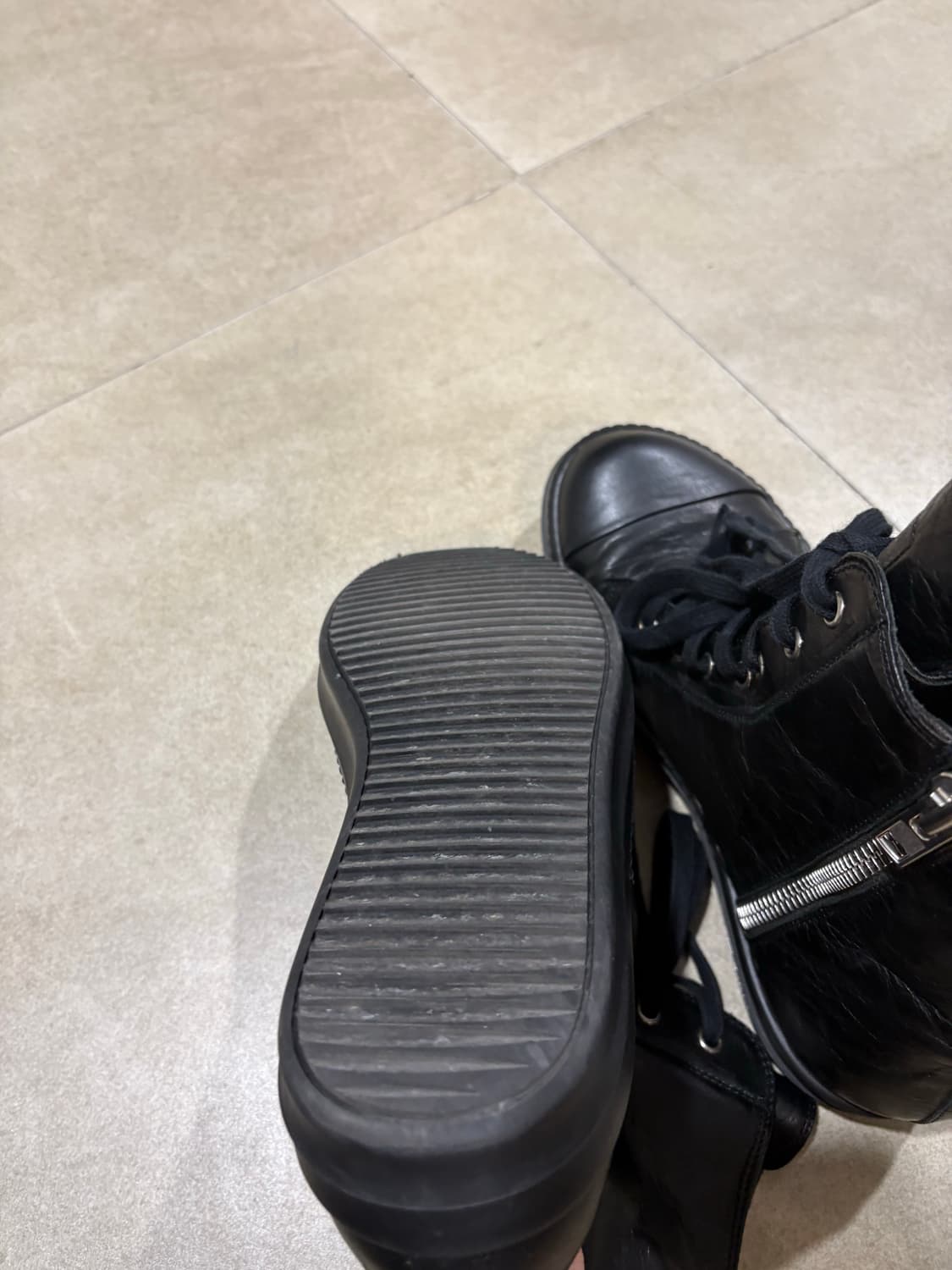 릭오웬스 올블랙 라몬즈 상품이미지4