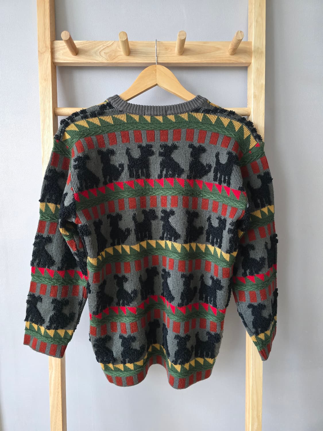 빈티지 도그 패턴 울혼방 니트 상품이미지4