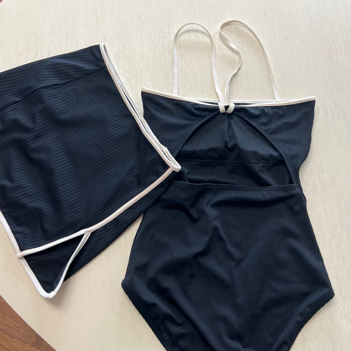 써피 모노키니 수영복 스커트 커버업 세트 상품이미지4