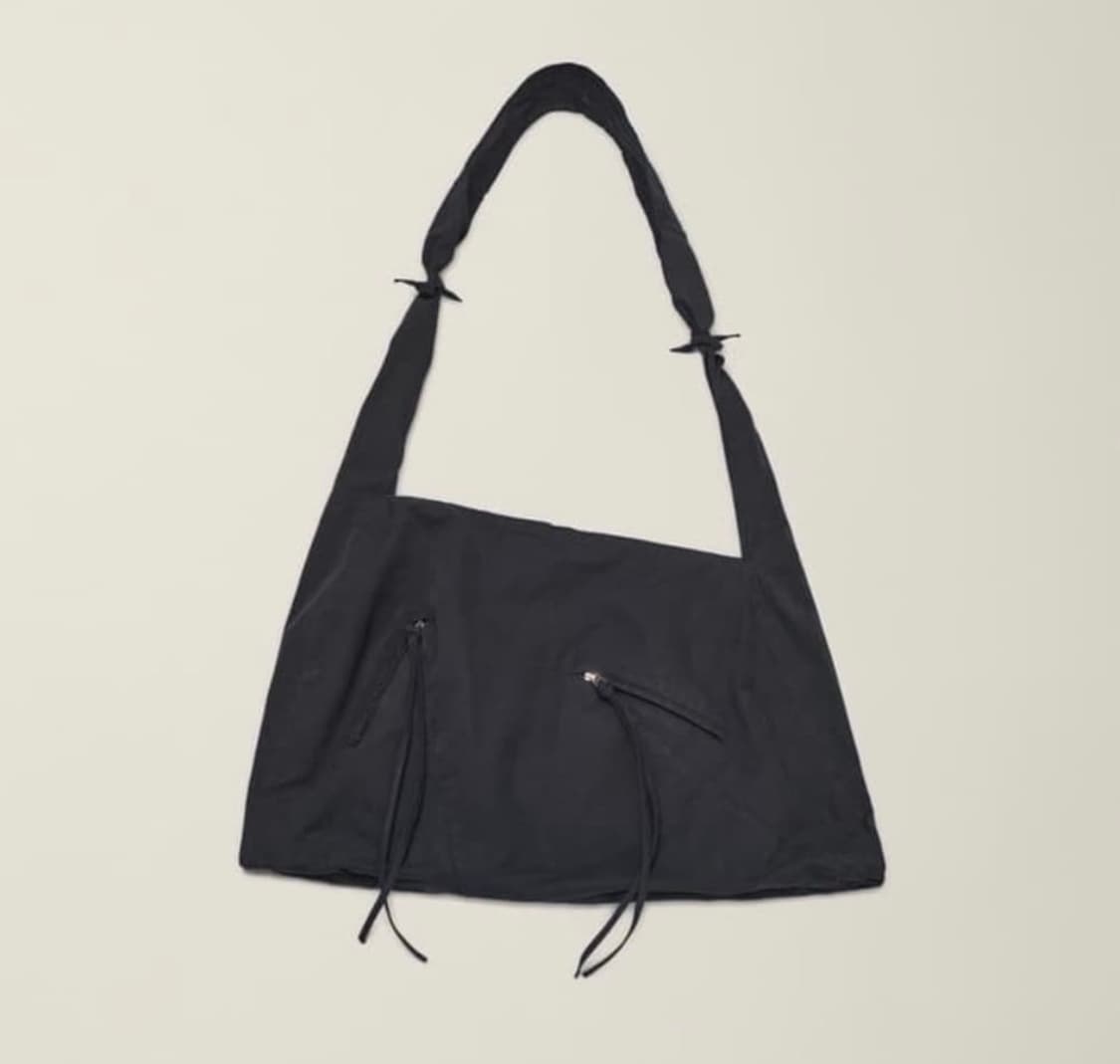 ee 누마레 토트백 차콜 상품이미지1