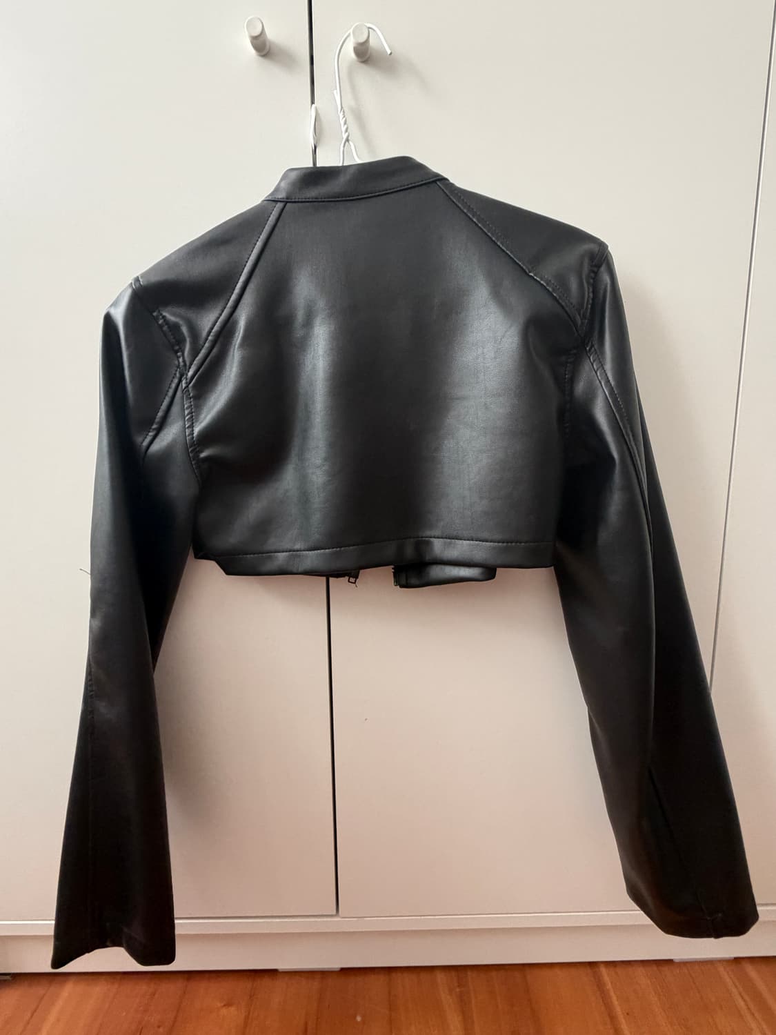 볼레로 크롭 가죽자켓 상품이미지2