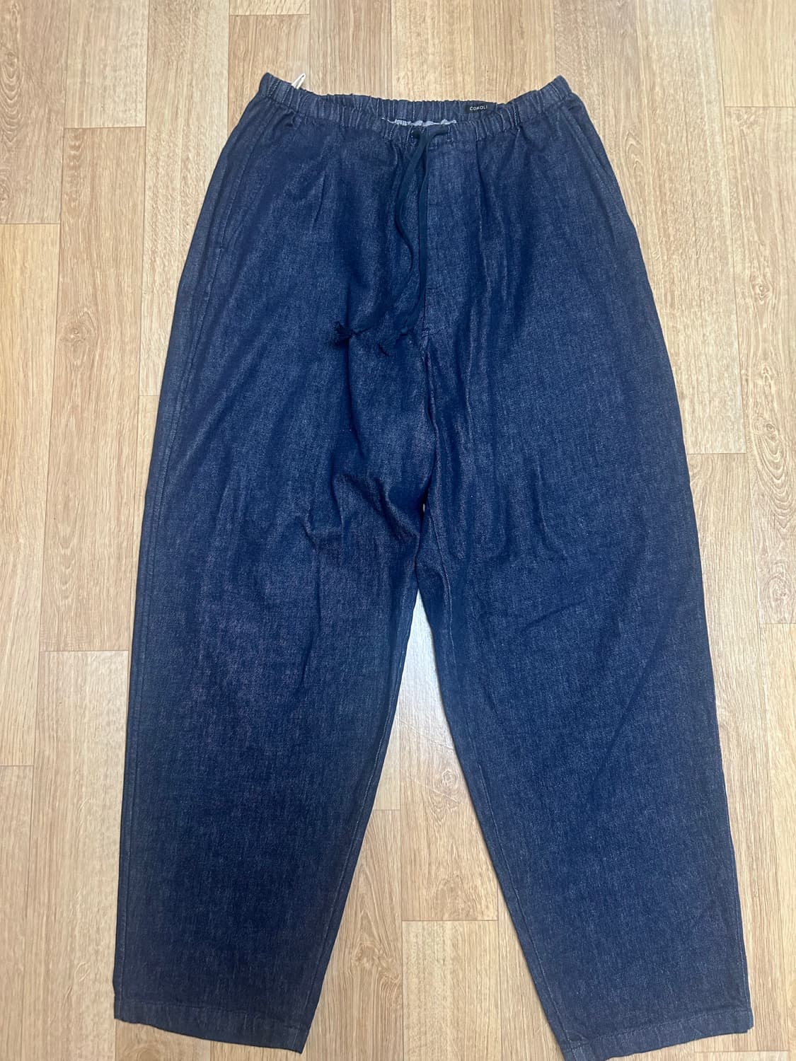 COMOLI Navy Denim Tapered Pants, Navy 상품이미지2