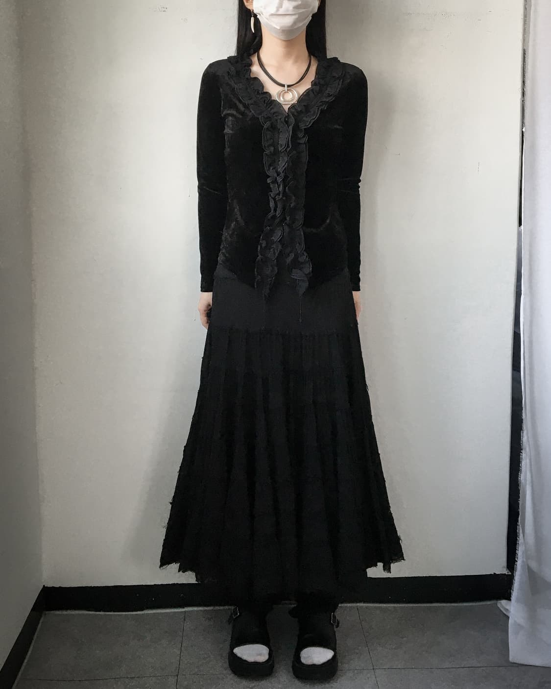 Ruffle point velvet cardigan 상품이미지5