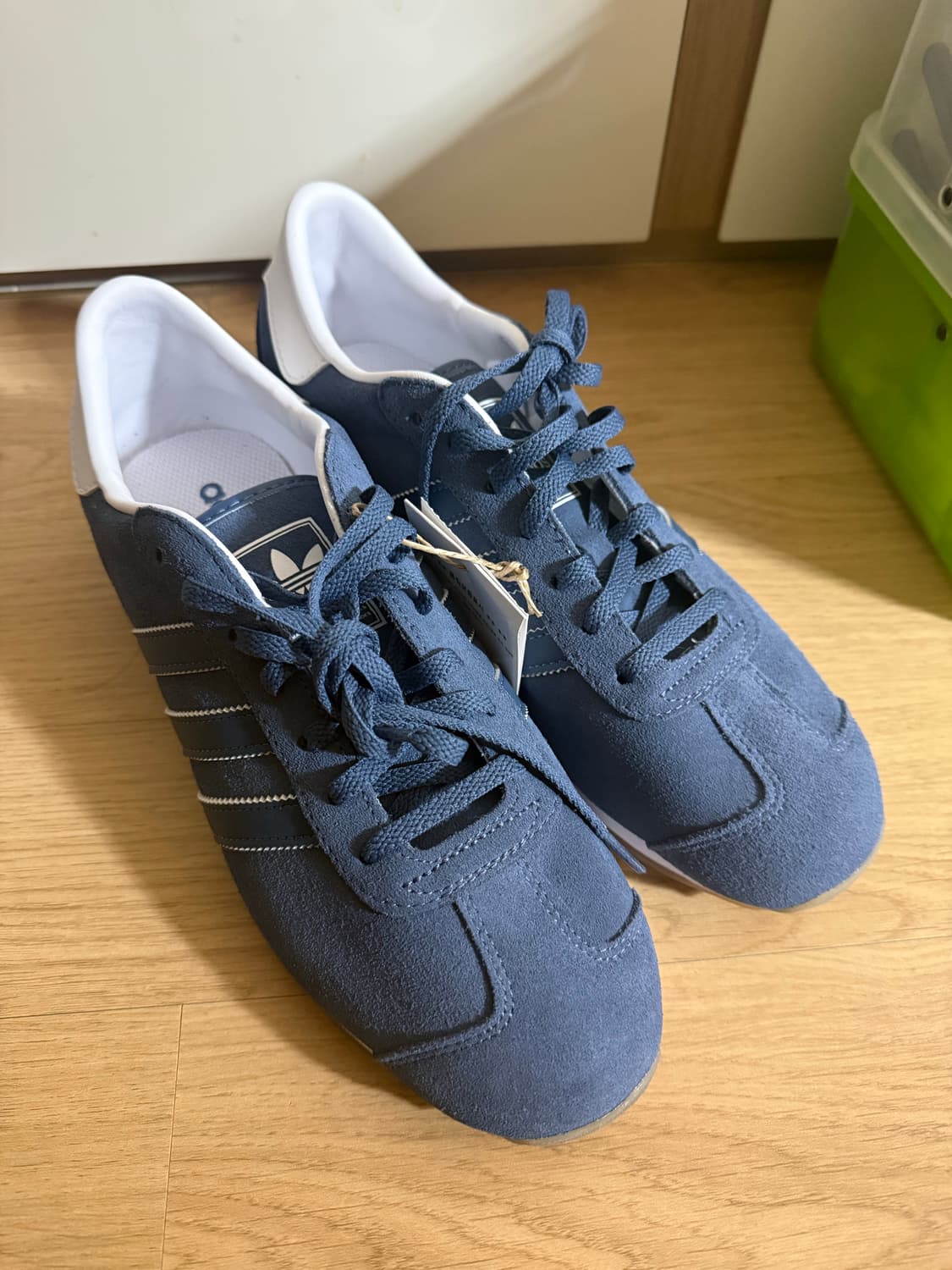 아디다스 운동화 상품이미지1