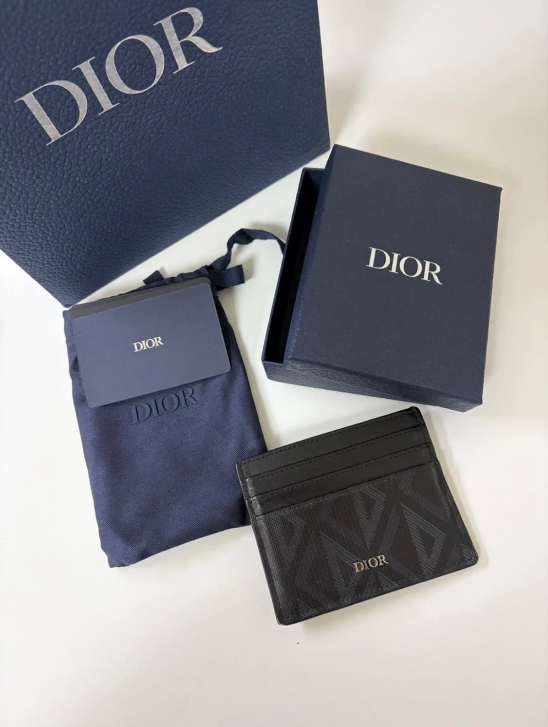 디올 지갑 팝니다 상품이미지1