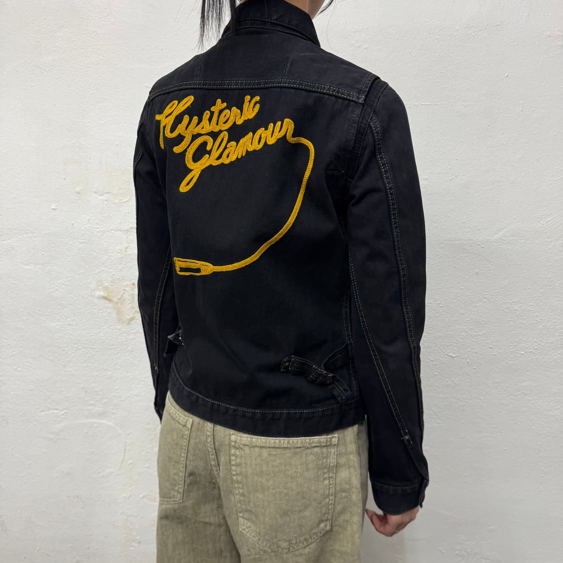 히스테릭글래머 블랙컬러 후면 자수 로고 데님 트러커 자켓 상품이미지2