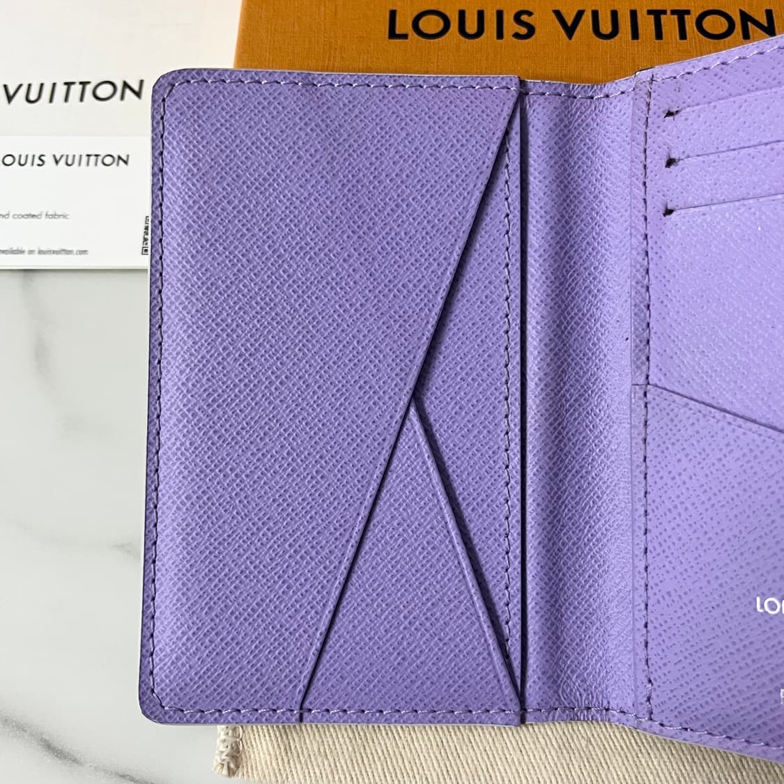 [A급/한정판] 루이비통 코믹스 포켓 오거나이저 카드지갑 M82024 상품이미지4