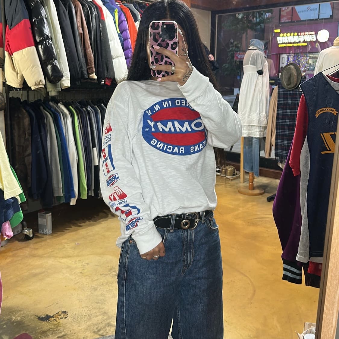 타미힐피거 진스 빅프린팅 올드스쿨 롱슬리브리스M 상품이미지1