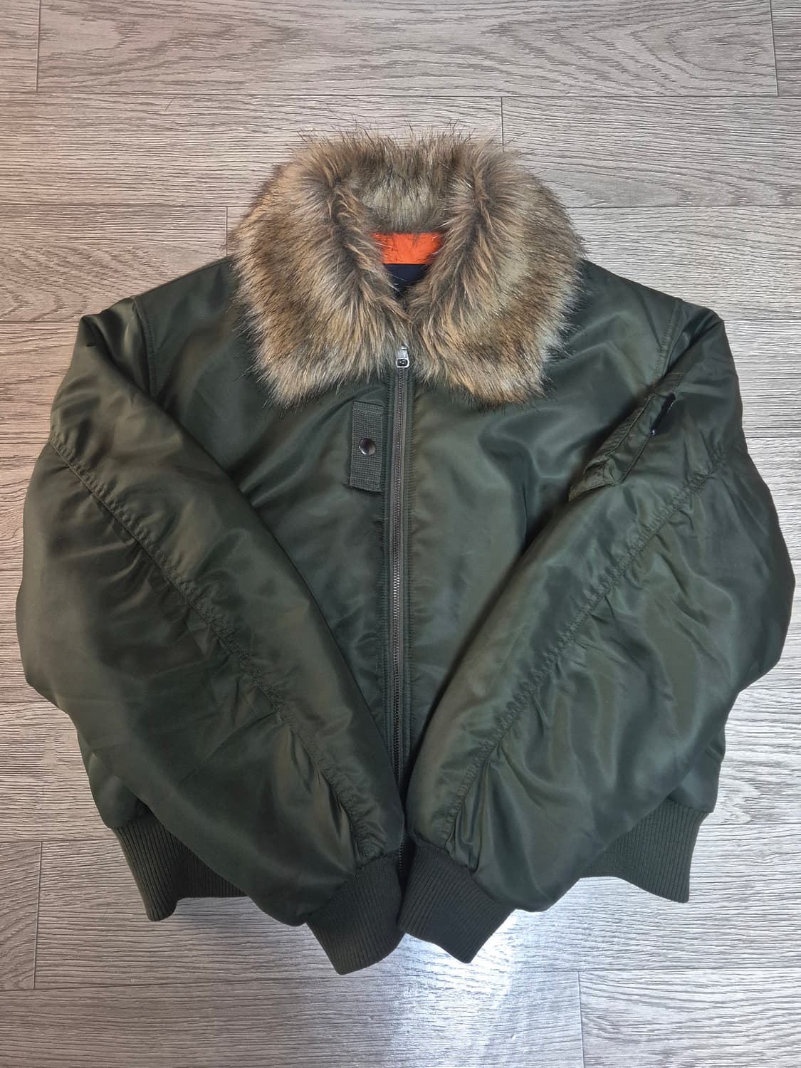 앤더슨벨 퍼 카라 ma-1 봄버 자켓 카키 상품이미지1