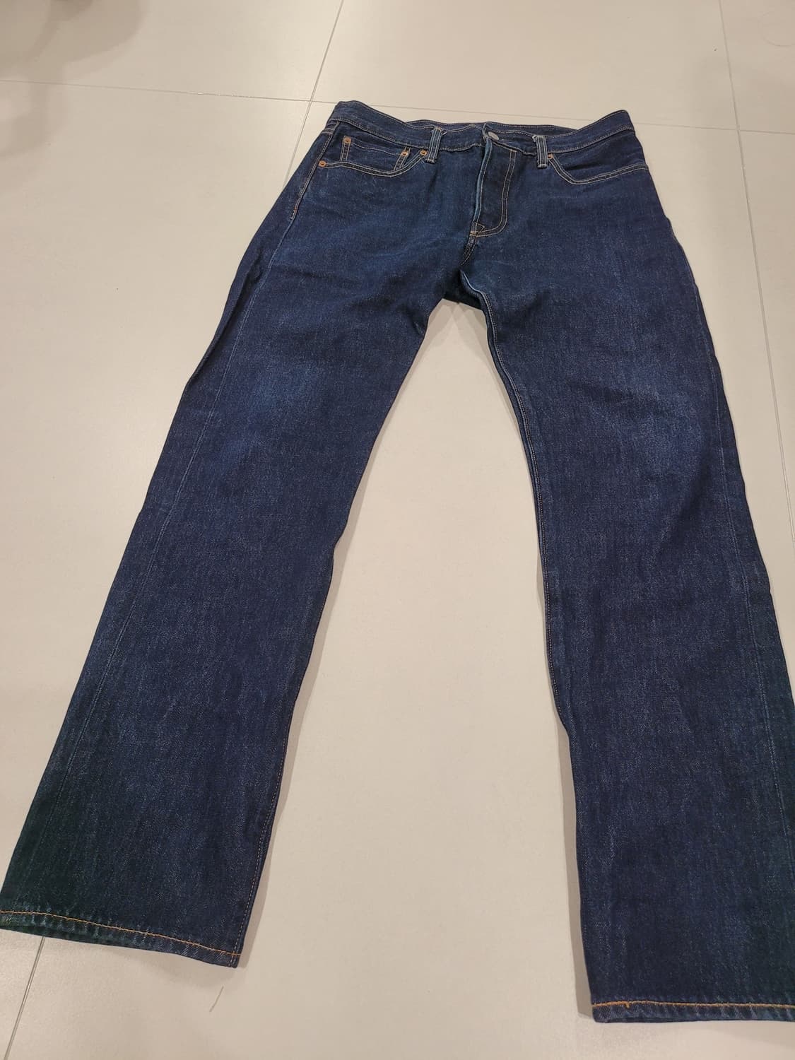 [W32 L32] 청바지의 원조, 리바이스 501® 오리지널 핏 (중청) 상품이미지1