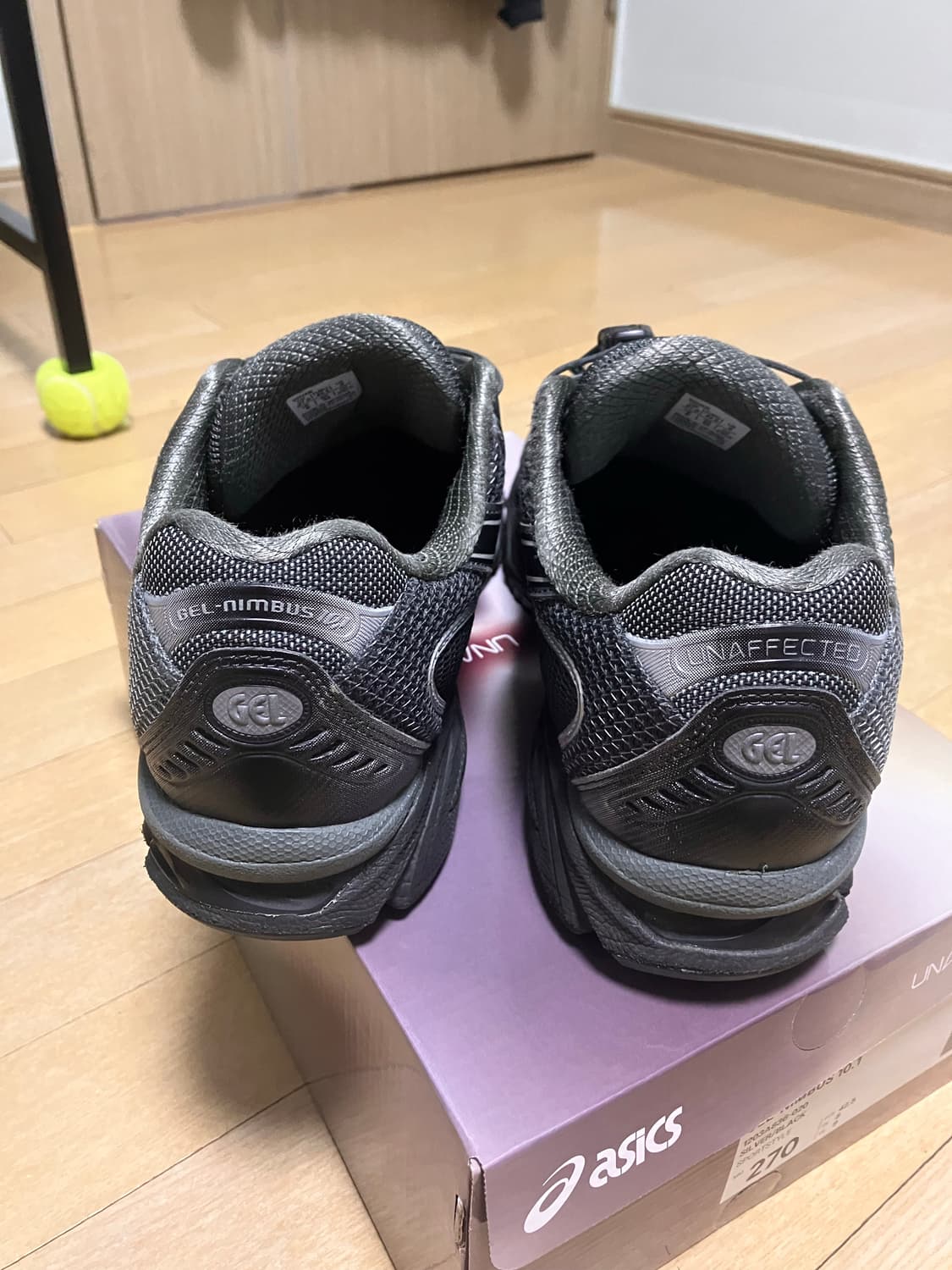 아식스 X 언어펙티드 젤-님버스 10.1 - 실버:블랙 270 상품이미지3