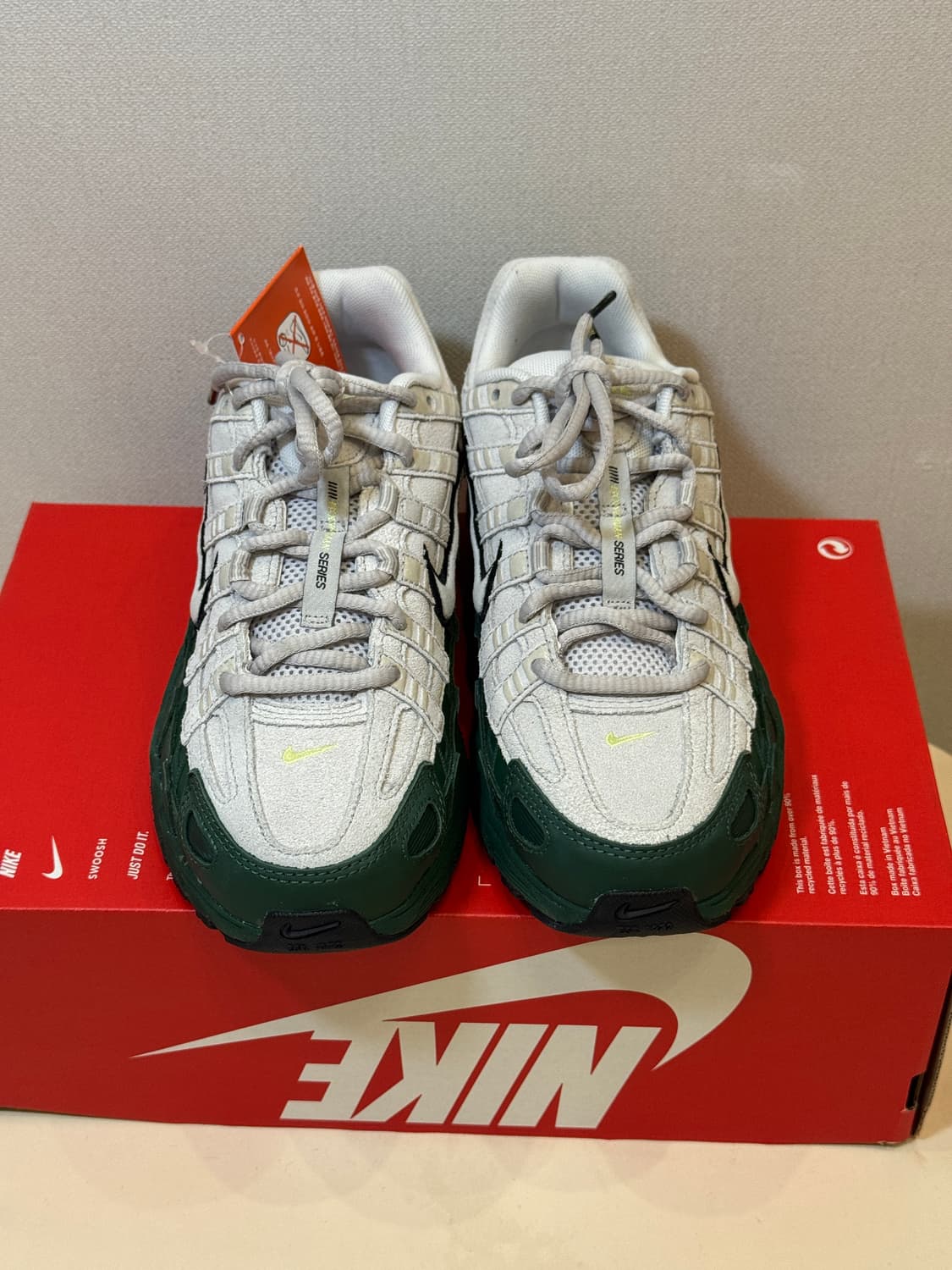 나이키 P-6000 프리미엄 라임라이트 다크 스모크 그레이 240mm 상품이미지8