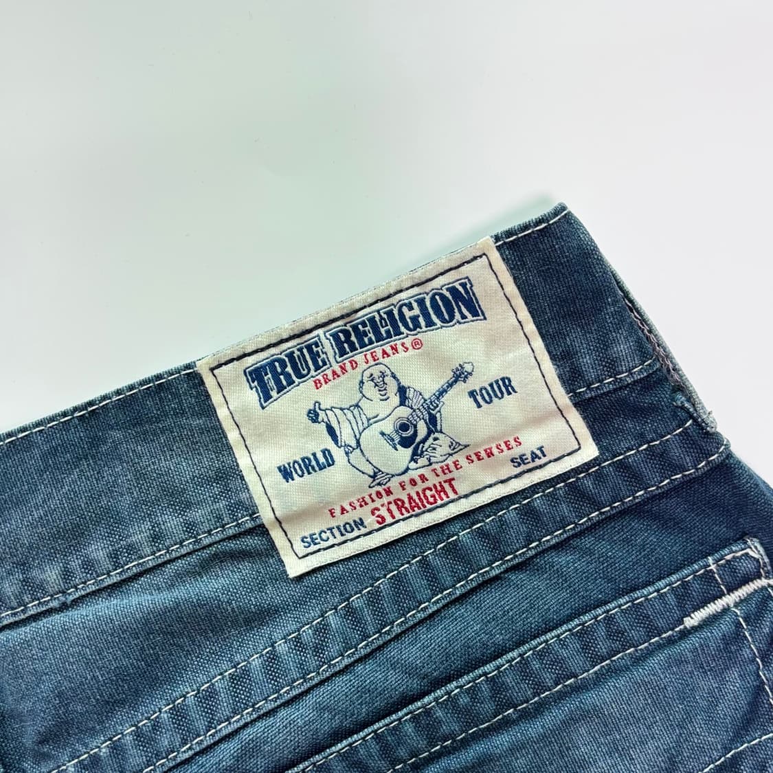 트루릴리전 섹션 스트레이트 다크 워싱 데님 상품이미지5