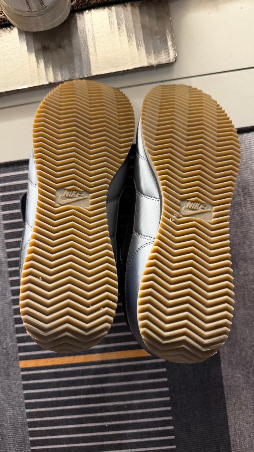 나이키 코르테즈 레더 SE 메탈릭 실버 270 상품이미지6