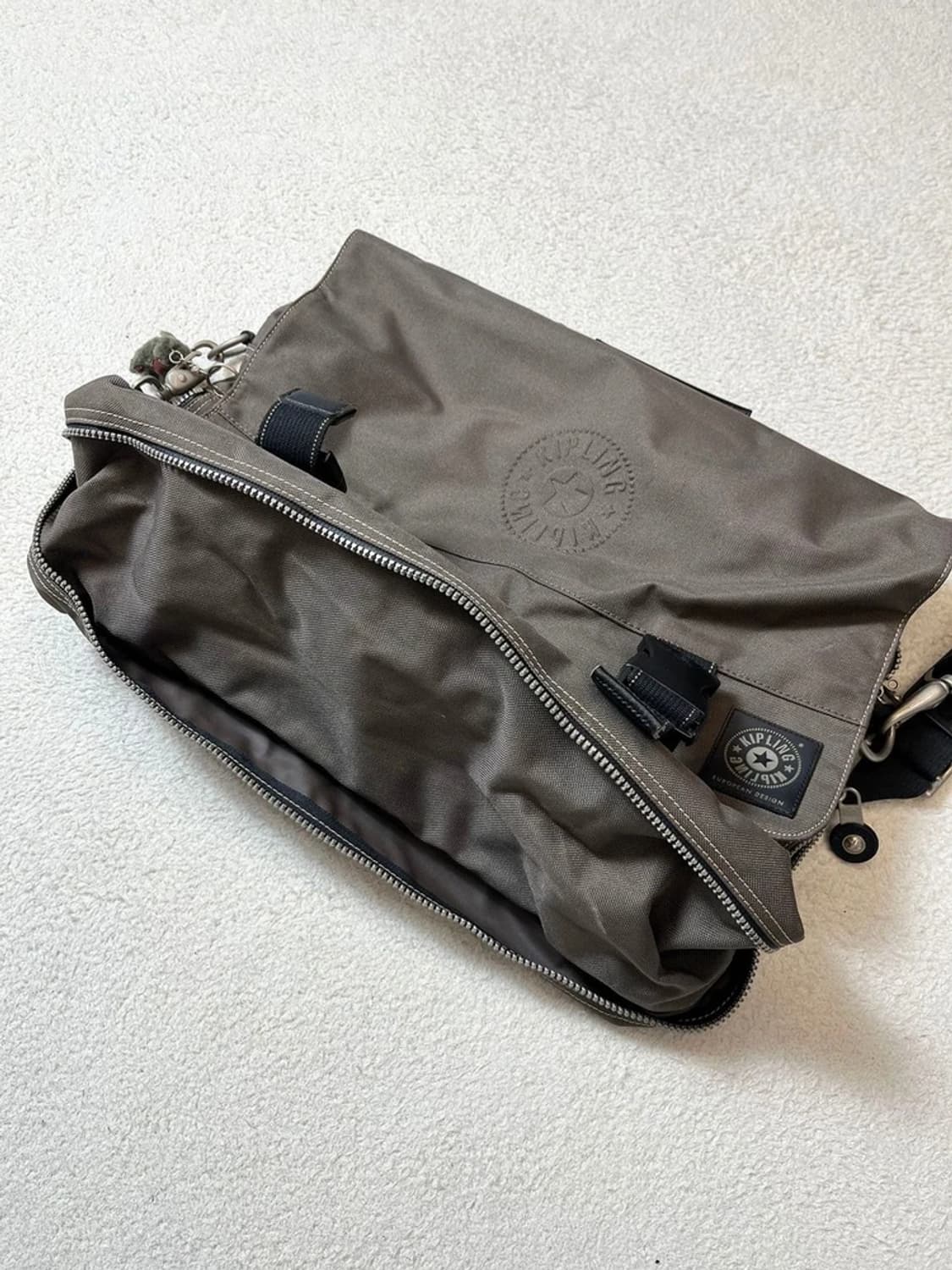 키플링 헤비 캔버스 비즈니스 크로스백 A1732 상품이미지6