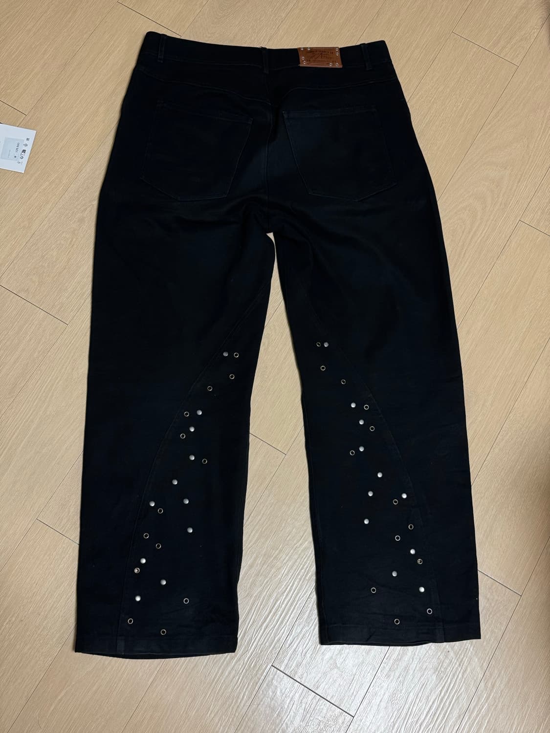 [44] 앤더슨벨 x 자라 릴렉스드 핏 스터드 팬츠 블랙 상품이미지6