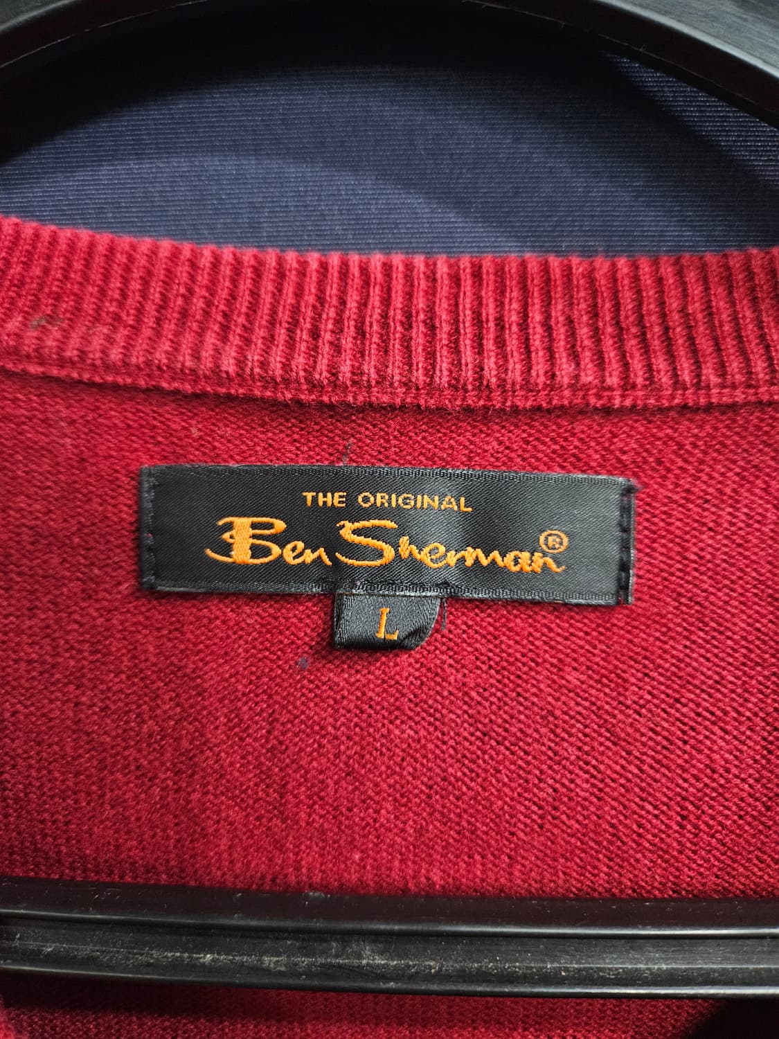 벤 셔먼 다크레드컬러 남성 100 브이넥 니트  상품이미지3