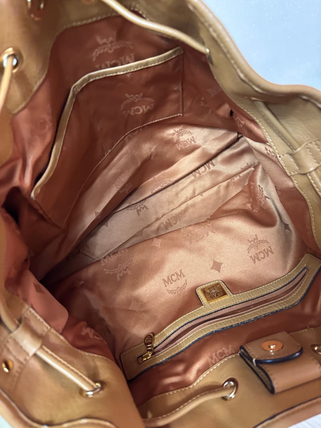 MCM 비세토스 복조리 숄더백 복조리백 상품이미지3