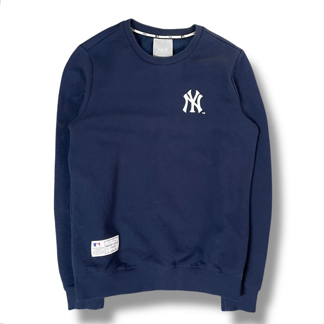 MLB 뉴에라 오버핏 뉴욕 양키스 엠블럼 맨투맨 90 상품이미지1