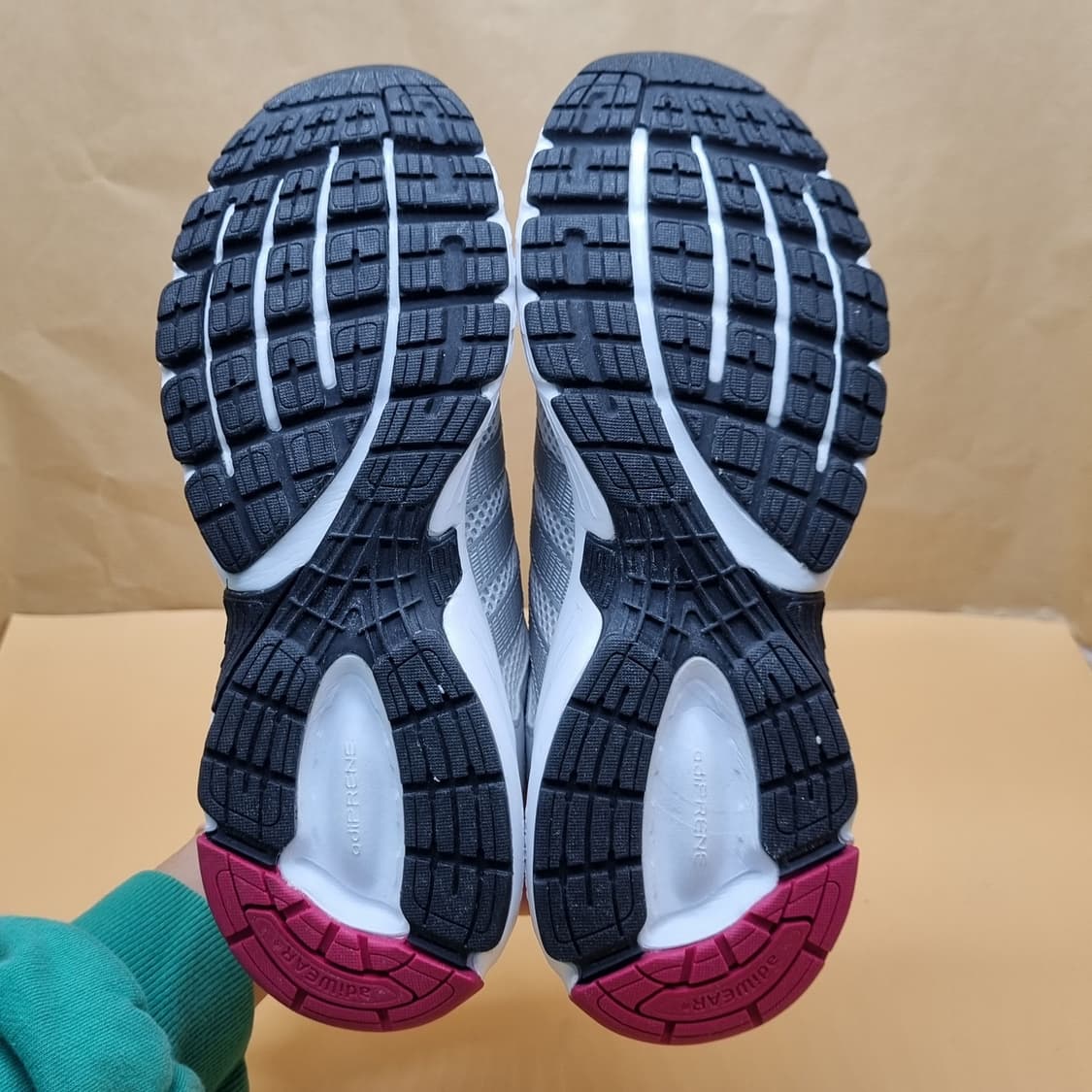 아디다스 운동화 245. 상품이미지3