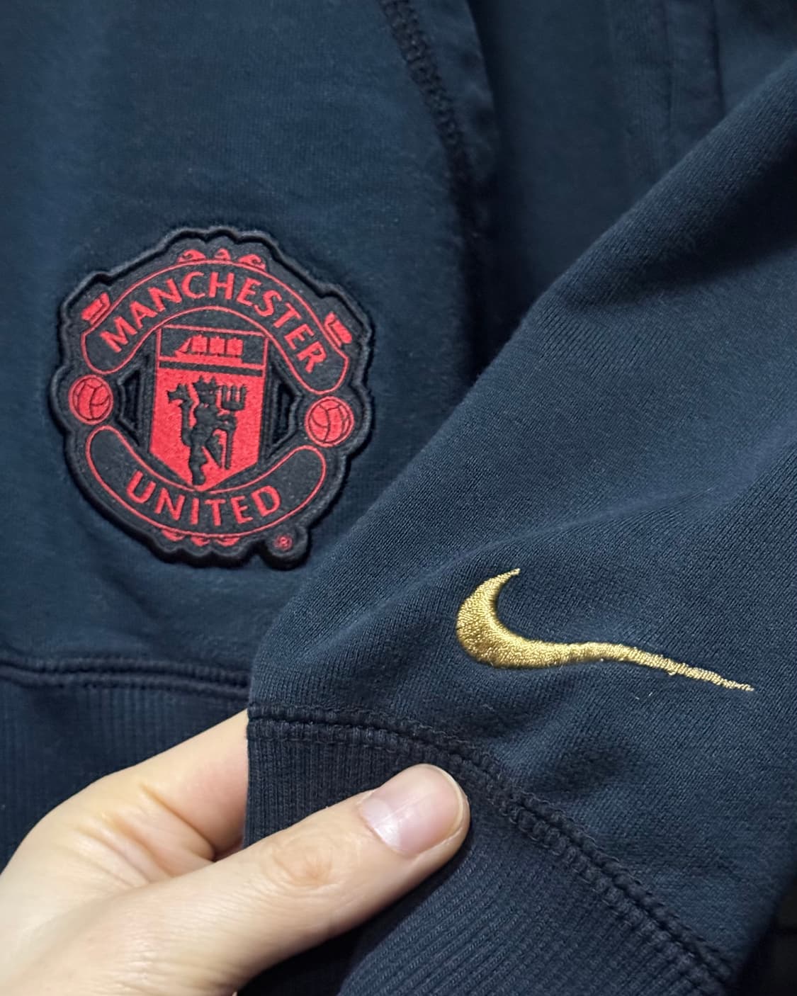 나이키 맨체스터 유나이티드 맨유 올드트레포트 금색 골드 축구 스웻 후드  상품이미지4