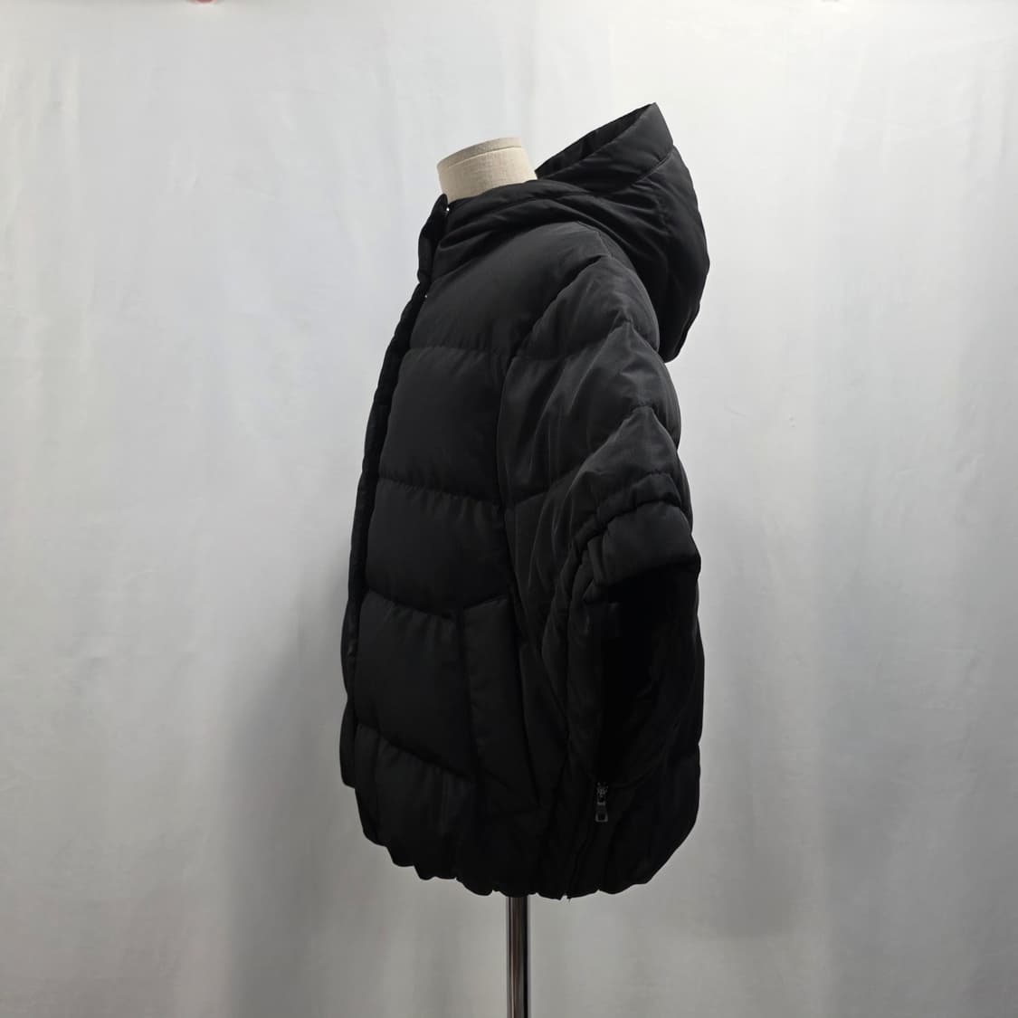 1689 Le Blanc FAYEWOO 숏패딩 하프슬리브 다운 S (여성 상품이미지2