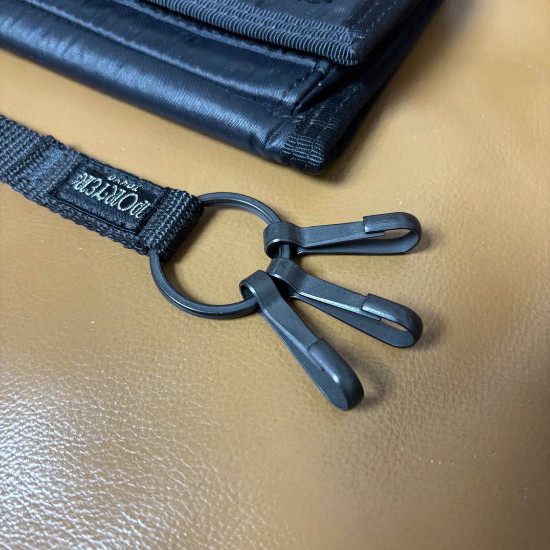 Poter 포터 캡슐 폴딩 월렛 지갑 블랙 (스트랩 포함) 상품이미지10