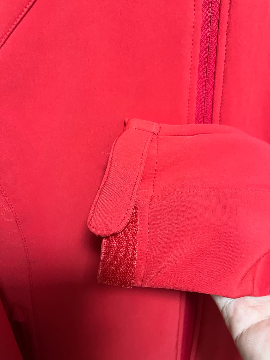 트렉스타 빨간색 집업자켓 상품이미지3