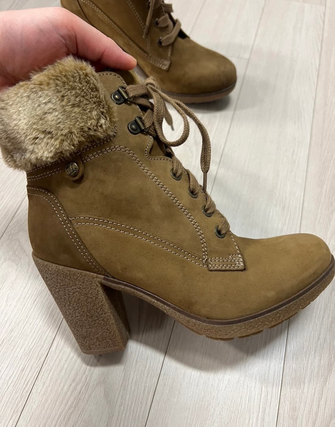 스페인브랜드 파나마잭 PANAMA JACK 스웨이드 앵클부츠 판매합니다 상품이미지1