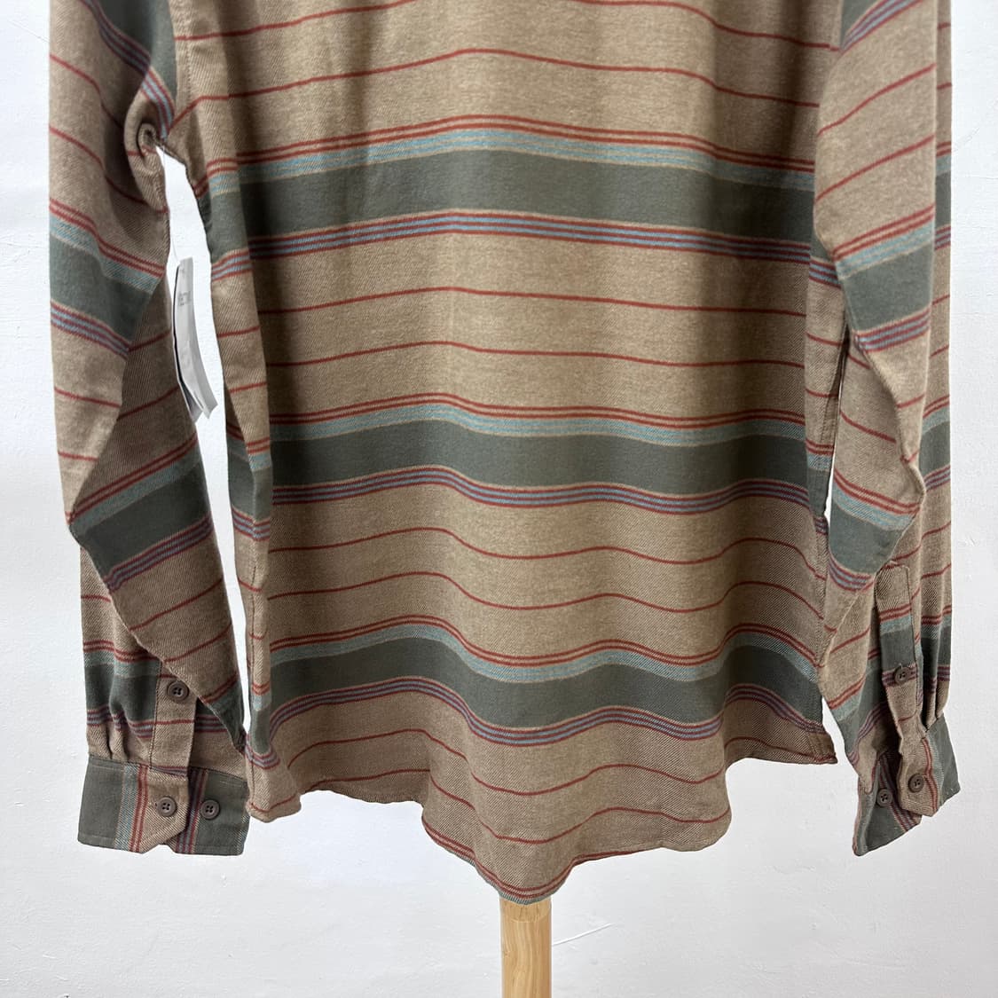 (새상품) 마모트 단가라 포켓 긴팔 남방 셔츠 M 105 상품이미지6