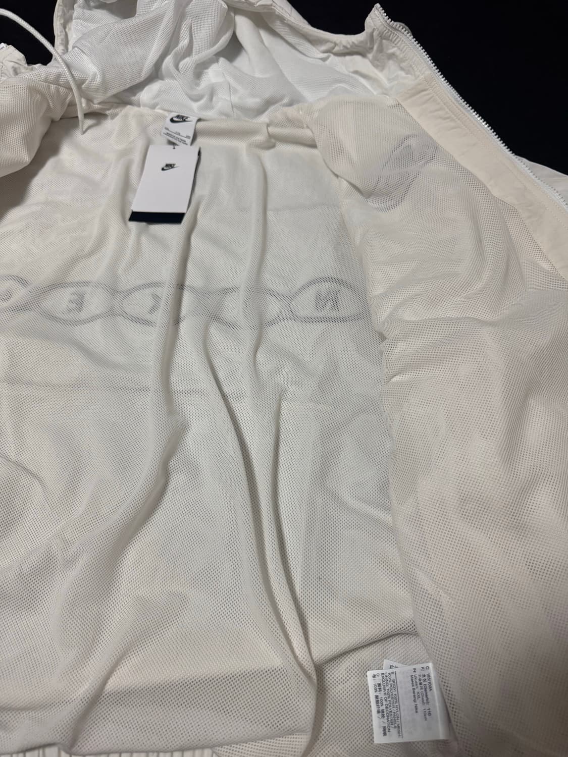 정품새제품 나이키 클럽 후드 바람막이 자켓 화이트 2XL 상품이미지3