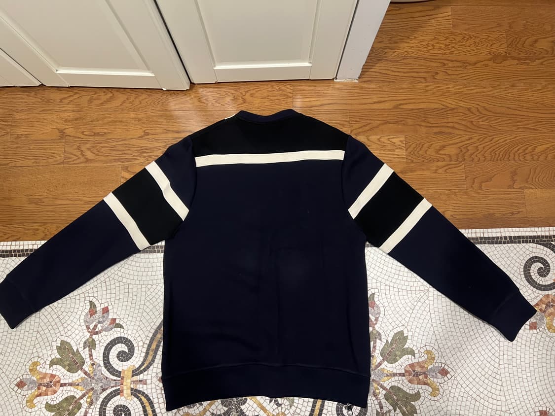 닐바렛 맨투맨 상품이미지3