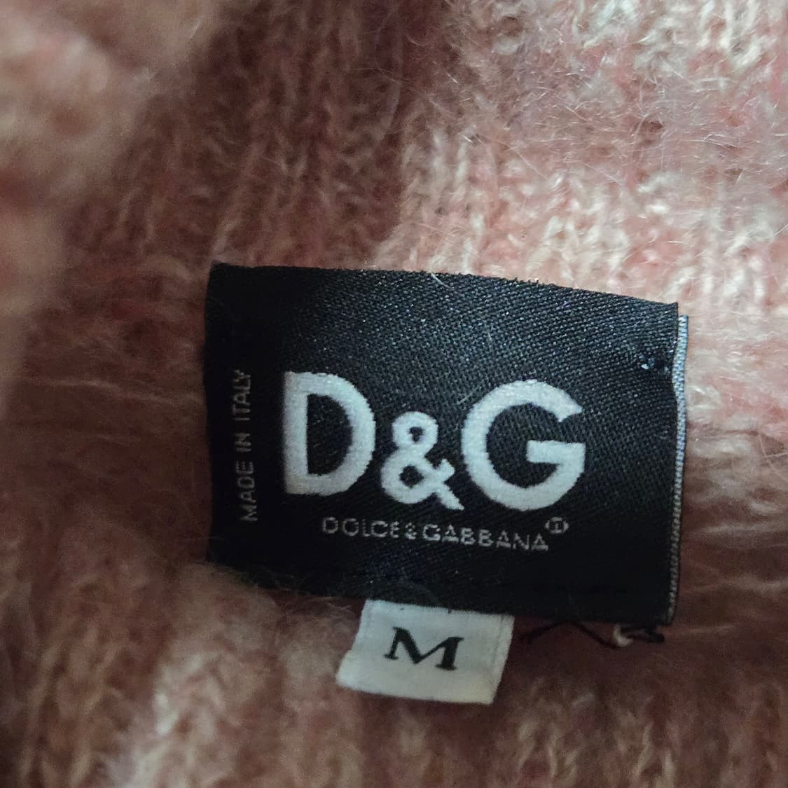 돌체앤가바나 폴라 핑크 니트 / 여성 니트 상품이미지4