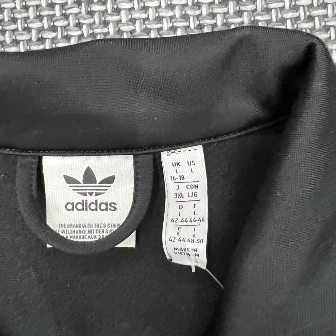 착샷O 아디다스 검흰 져지 상품이미지2