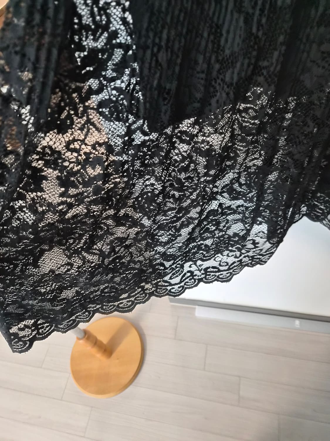 [러블리&시크] 새상품블랙 레이스 롱 스커트 판매합니다 상품이미지3