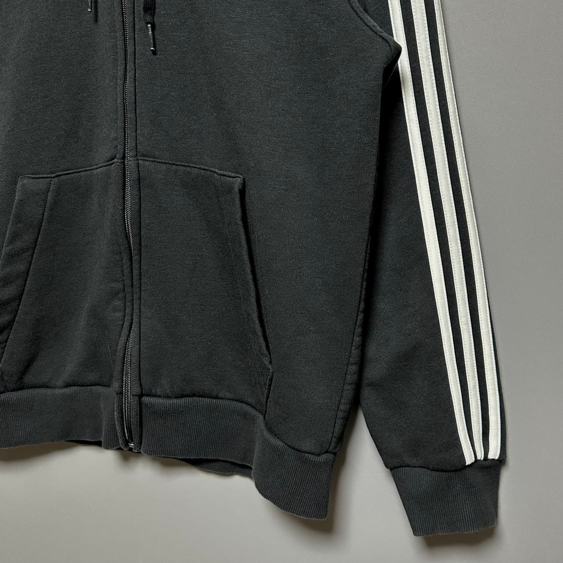 [XL]아디다스 블랙 후드집업 상품이미지3