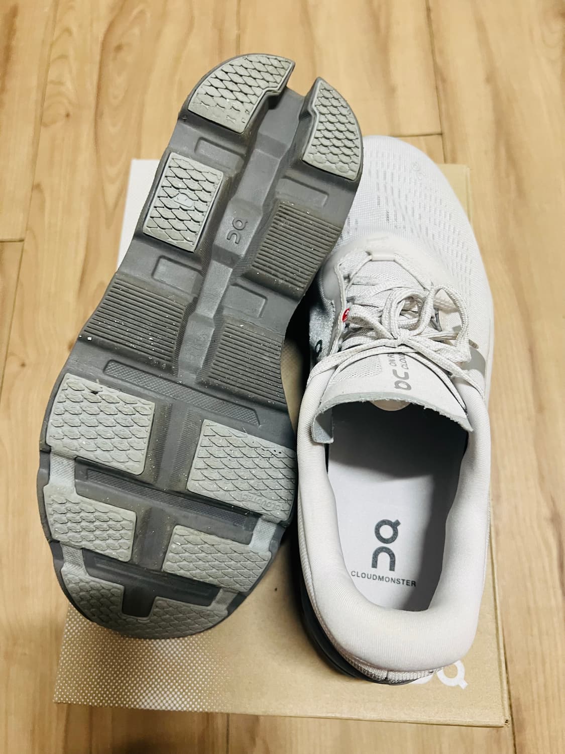 온러닝 클라우드몬스터 2 프로스트락 EU43 상품이미지4