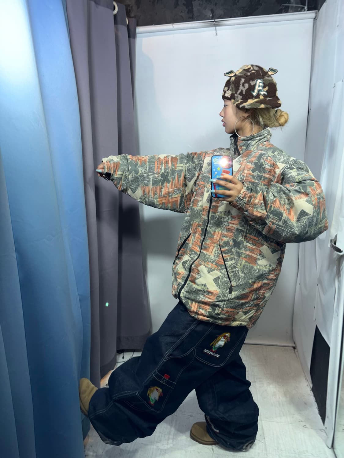 퀵실버 패턴 점퍼 상품이미지3