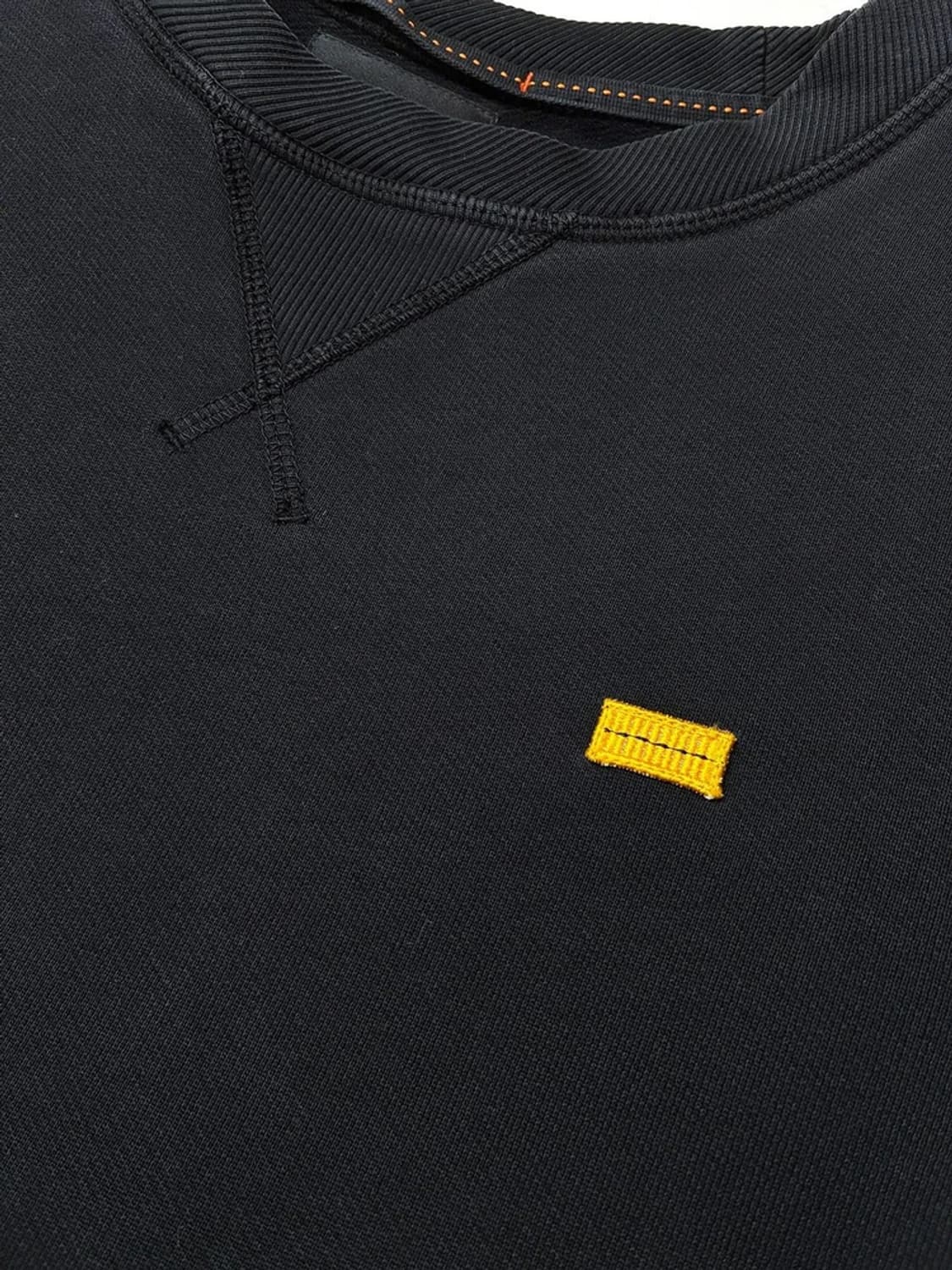 파라점퍼스 21FW Caleb Embo 패치 맨투맨 PN5684    상품이미지4