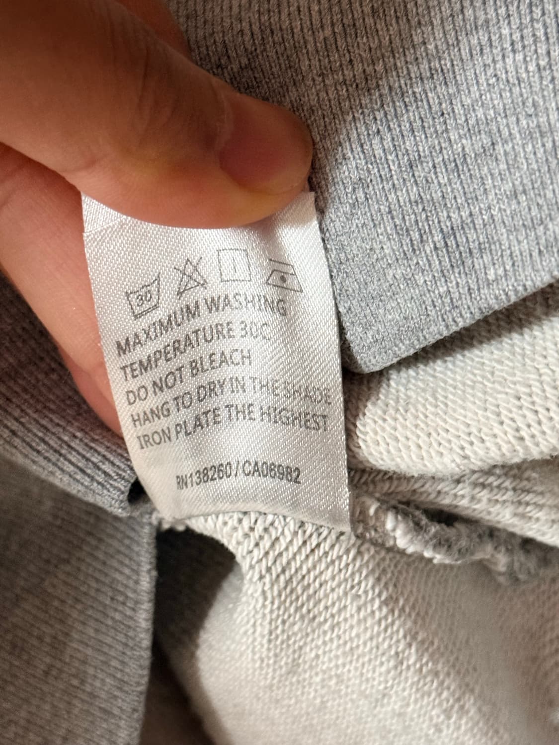 톰브라운 맨투맨 2사이즈 상품이미지7