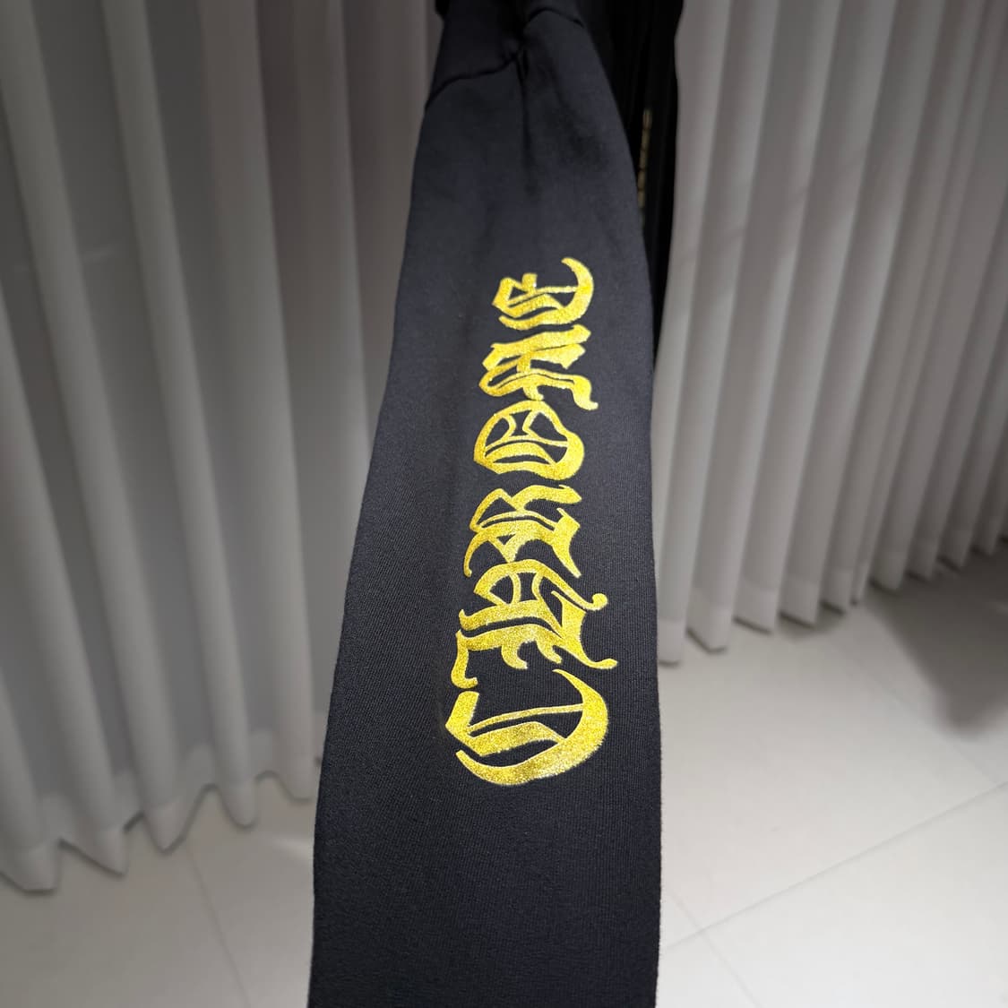 (A+/M) / 크롬하츠 1988 골드글리터 버티컬 로고 후드 상품이미지5