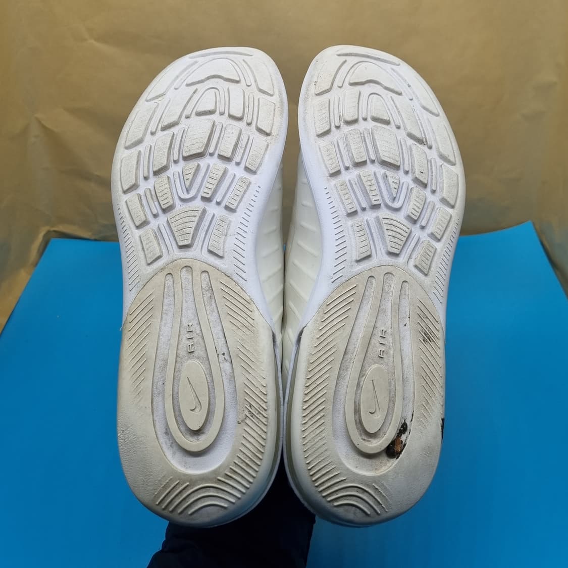 나이키 에어맥스 엑시스 남성운동화270  상품이미지3