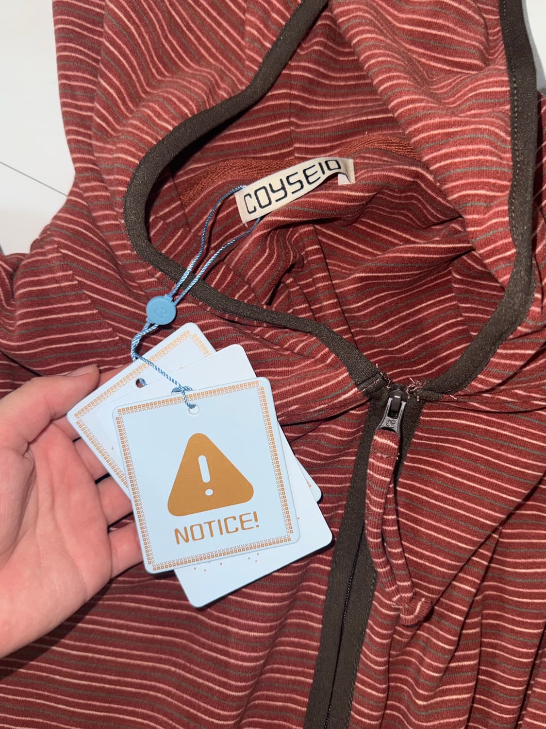 코이세이오 스트라이프 플리스 집업 레드 상품이미지3