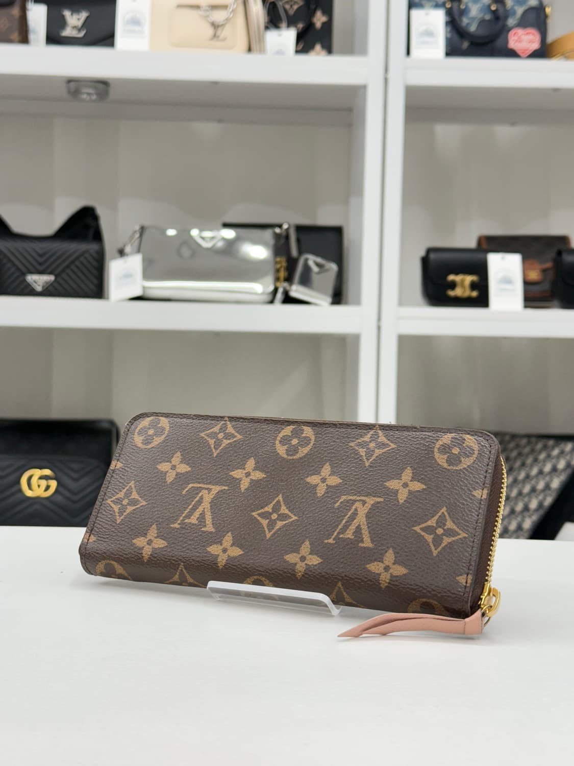 [OS] 루이비통 모노그램 클레망스 지퍼 장지갑 상품이미지2