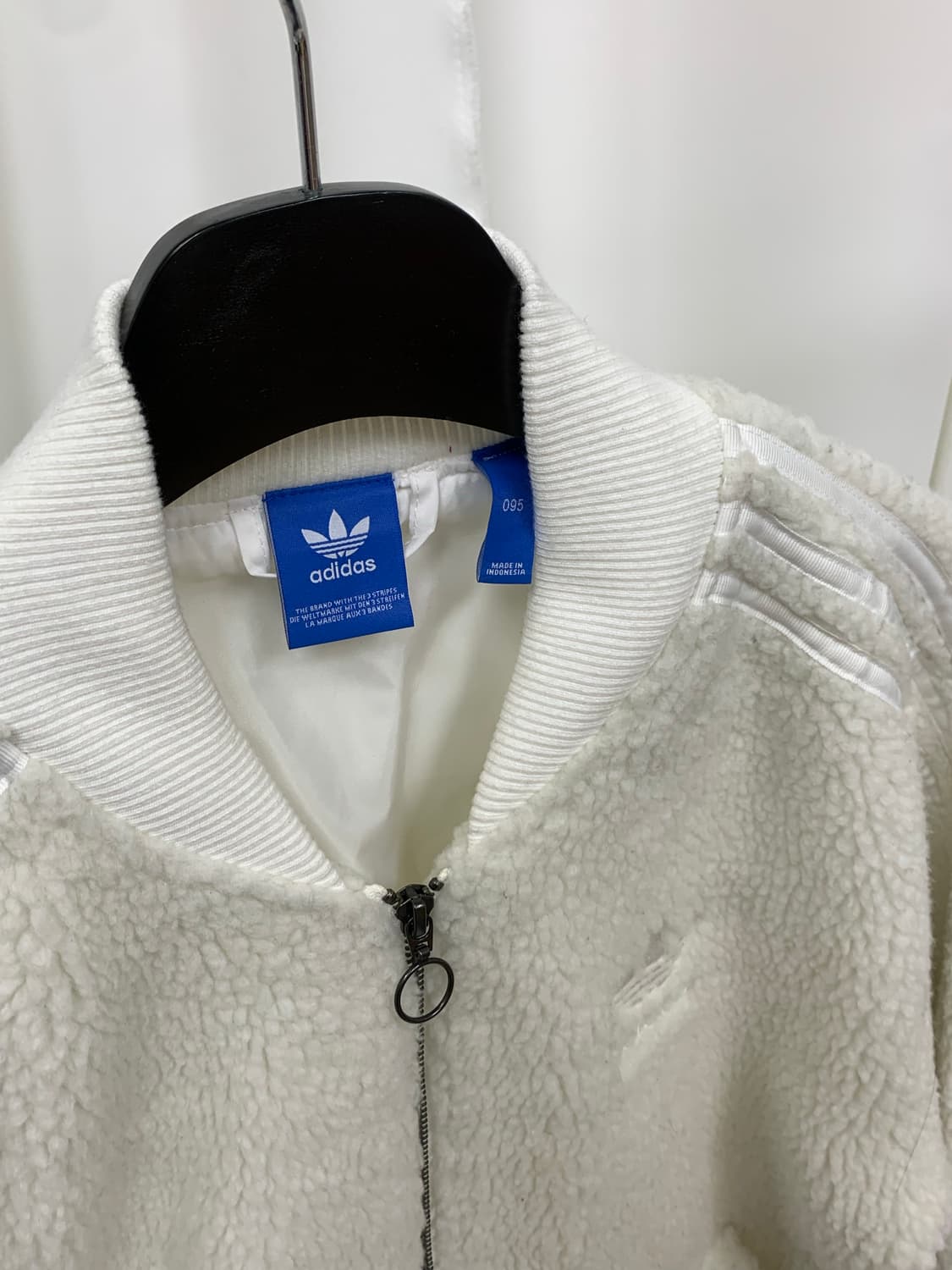 Adidas White Sherpa Fleece 상품이미지3