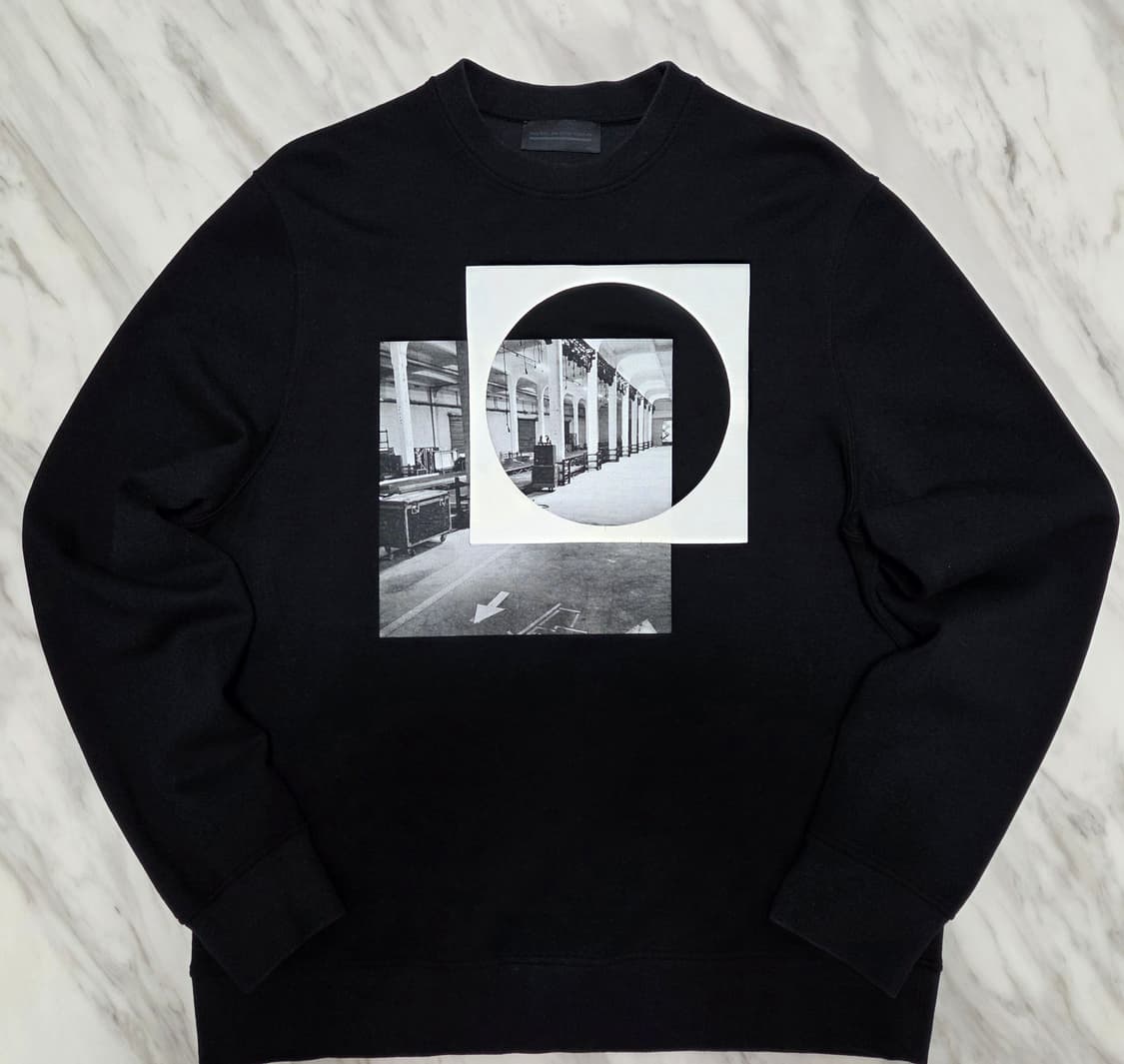 디젤 블랙골드 그래픽 프린트 맨투맨 상품이미지1